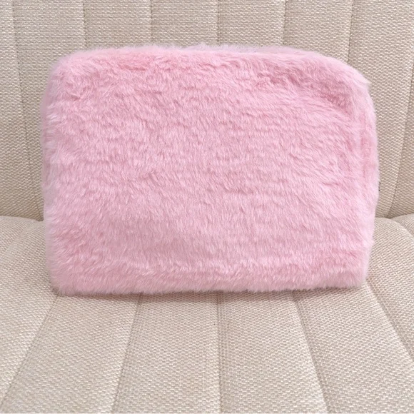 NEW Juicy Couture Pink Fur Black Rhinestone Logo Makeup Bag - Picture 4 of 4